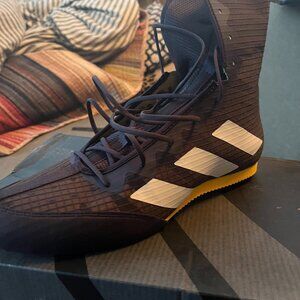 ADIDAS Box Hog 3 mens 9.5